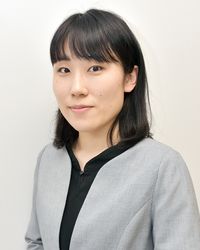 桑名さゆり
